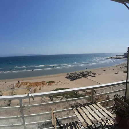Apartment Michalis By The Sea